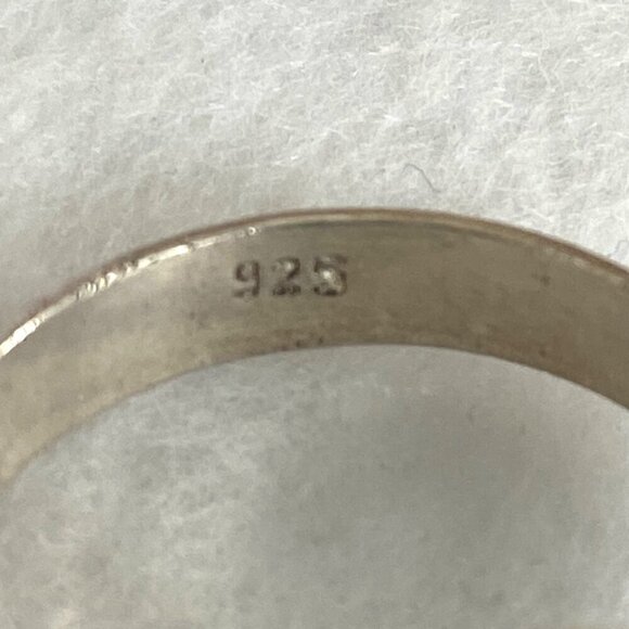 Sterling Silver 925 Oval Bezel Set Faceted Green Jadeite Split Shank Ring Sz 8.5 - Picture 8 of 16